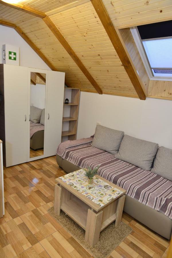 Apartmani Miscevic Йосипдол Экстерьер фото